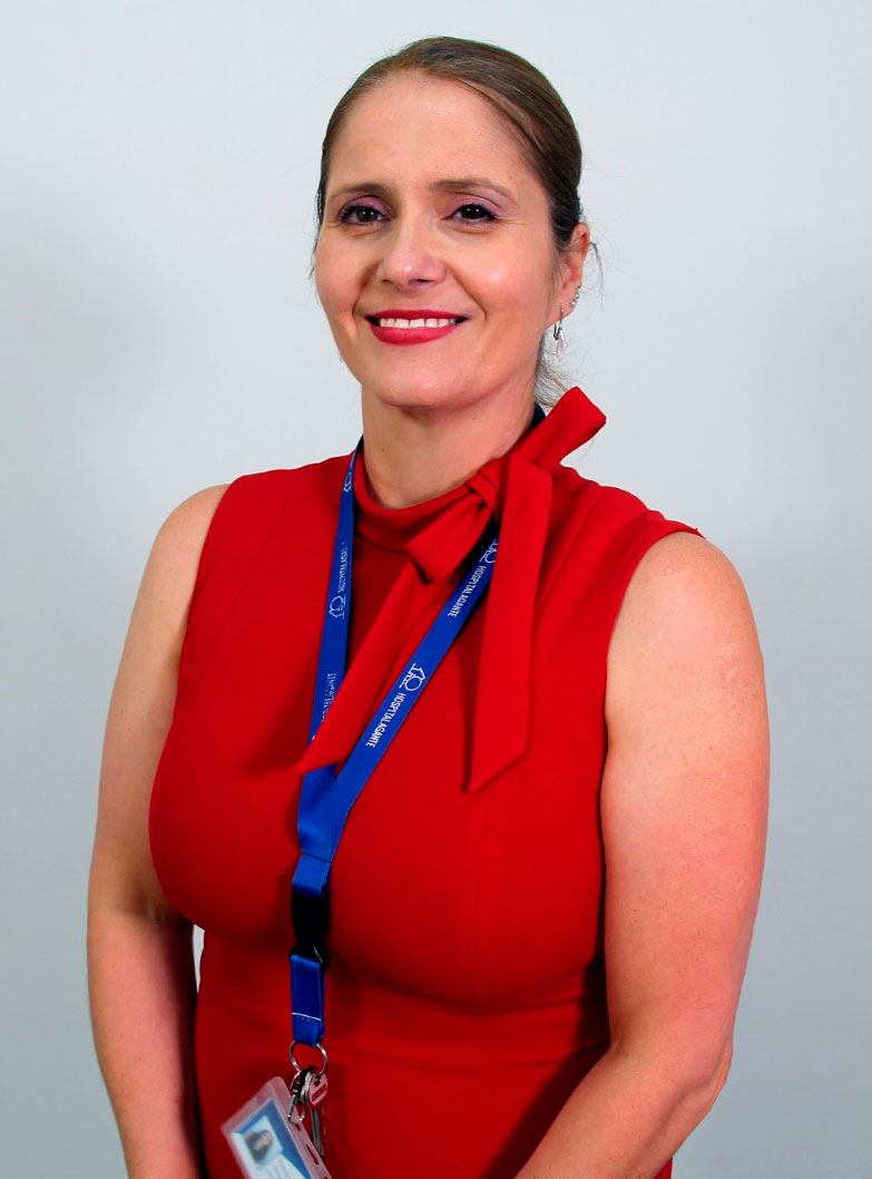 Carla Molina Moya