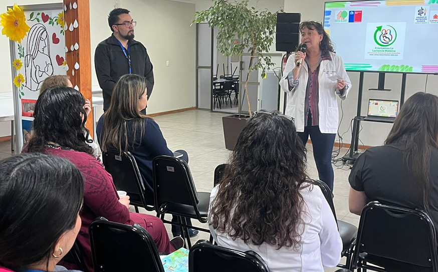 Hospital de Talagante conmemora Semana Mundial de la Lactancia con charla informativa para funcionarios
